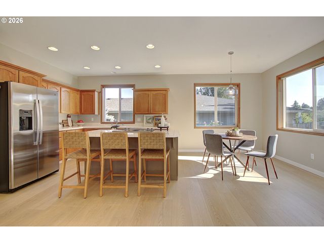 3464 Nw DAHLIA Dr, Camas, WA 98607