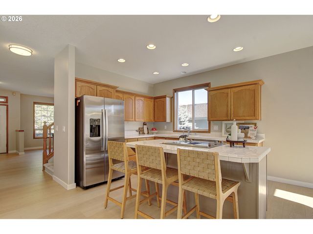 3464 Nw DAHLIA Dr, Camas, WA 98607