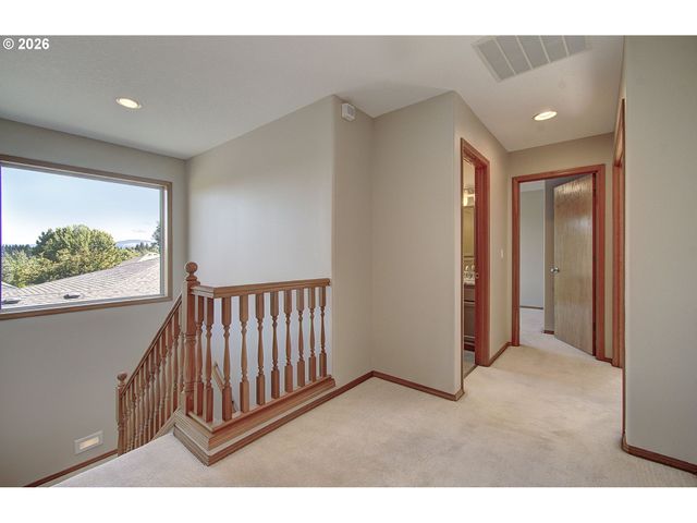 3464 Nw DAHLIA Dr, Camas, WA 98607