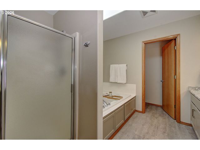 3464 Nw DAHLIA Dr, Camas, WA 98607
