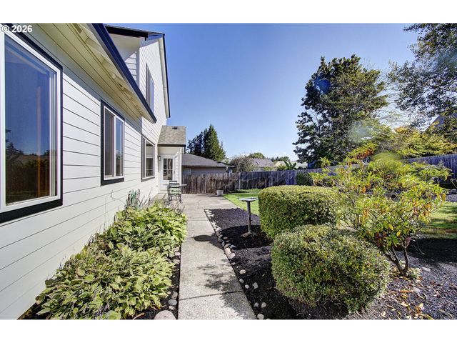 3464 Nw DAHLIA Dr, Camas, WA 98607