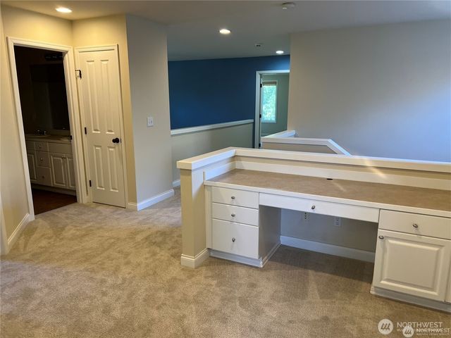 22840 NE 100th Place, Redmond, WA 98053