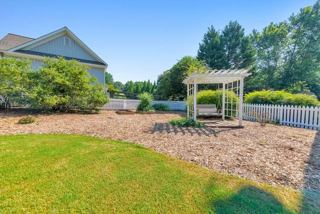 400 Davis Carnes NW Lane, Marietta, GA 30064