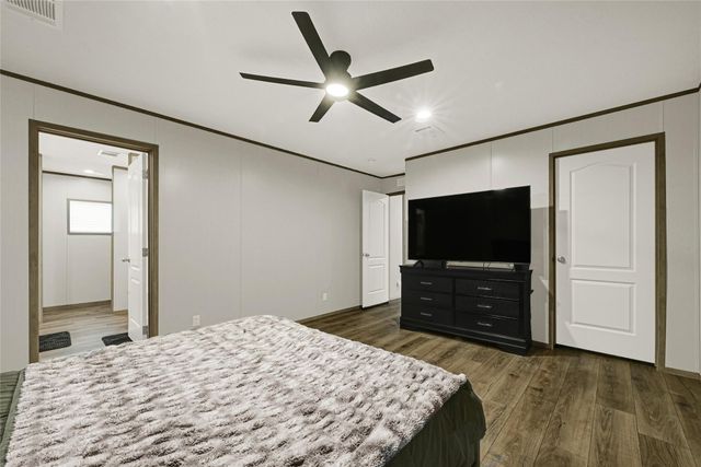 1202 Long Leaf Pine Street, Huffman, TX 77336