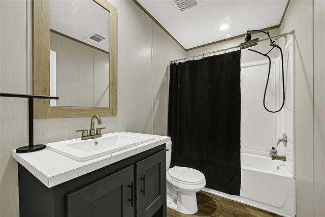 1202 Long Leaf Pine Street, Huffman, TX 77336