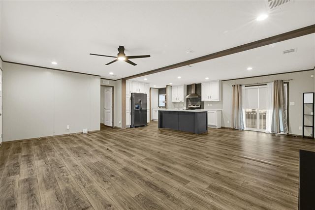 1202 Long Leaf Pine Street, Huffman, TX 77336