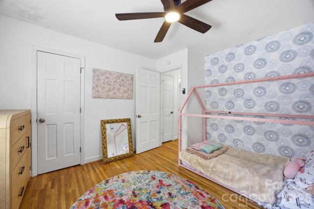 1325 Braeburn Road, Charlotte, NC 28211