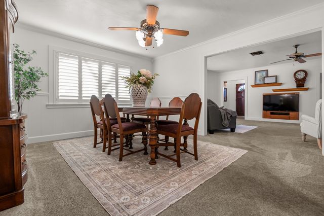 214 N Linwood Street, Visalia, CA 93291