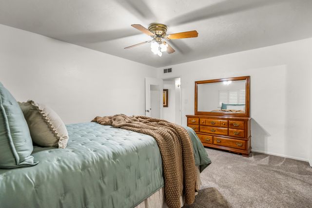 214 N Linwood Street, Visalia, CA 93291