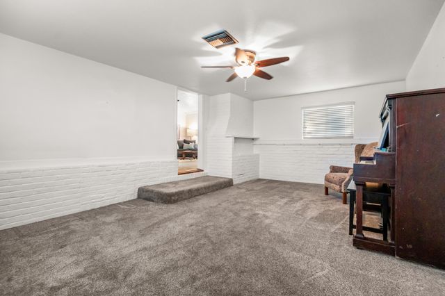 214 N Linwood Street, Visalia, CA 93291