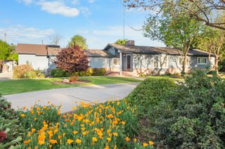 214 N Linwood Street, Visalia, CA 93291