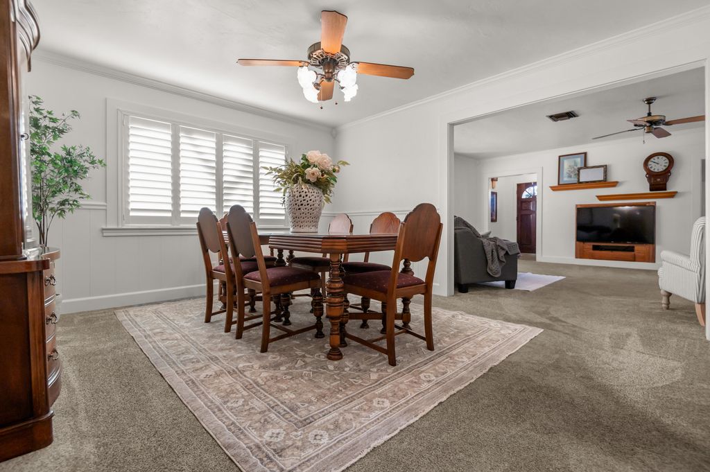 Image 13 of property listing at 214 N Linwood Street, Visalia, CA 93291