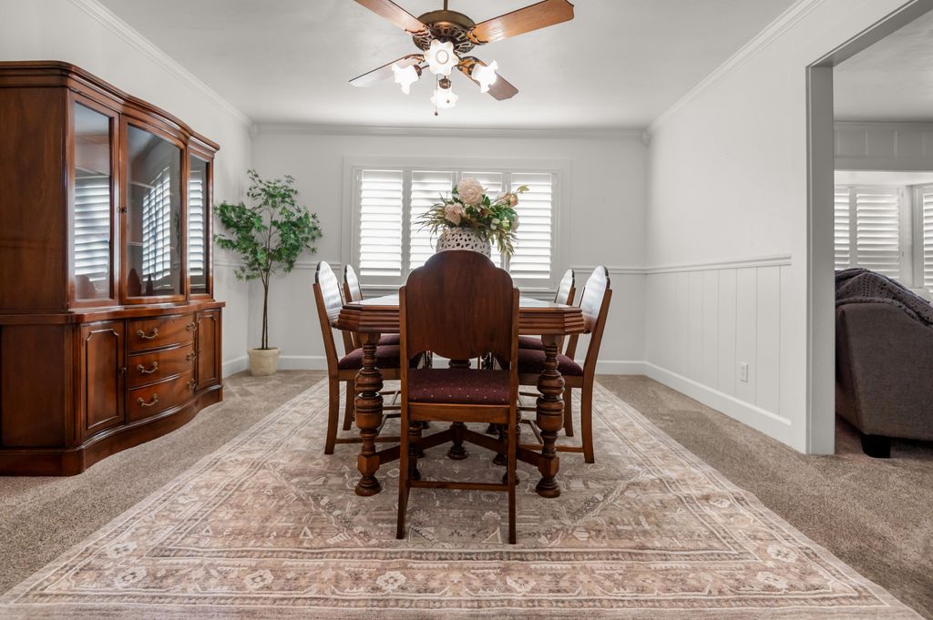 Image 24 of property listing at 214 N Linwood Street, Visalia, CA 93291