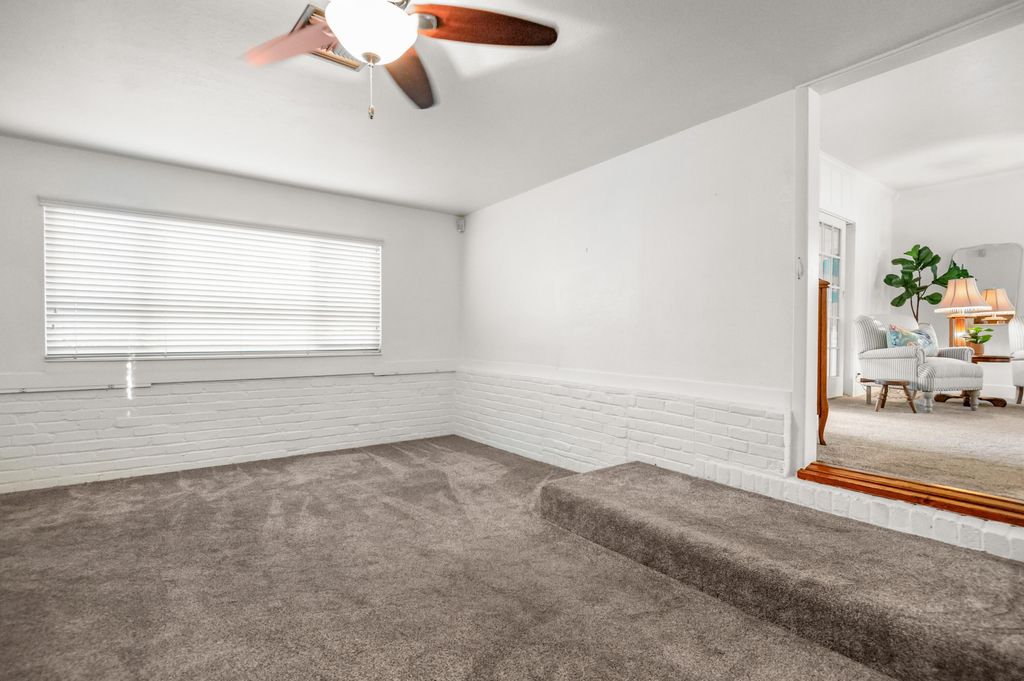 Image 42 of property listing at 214 N Linwood Street, Visalia, CA 93291