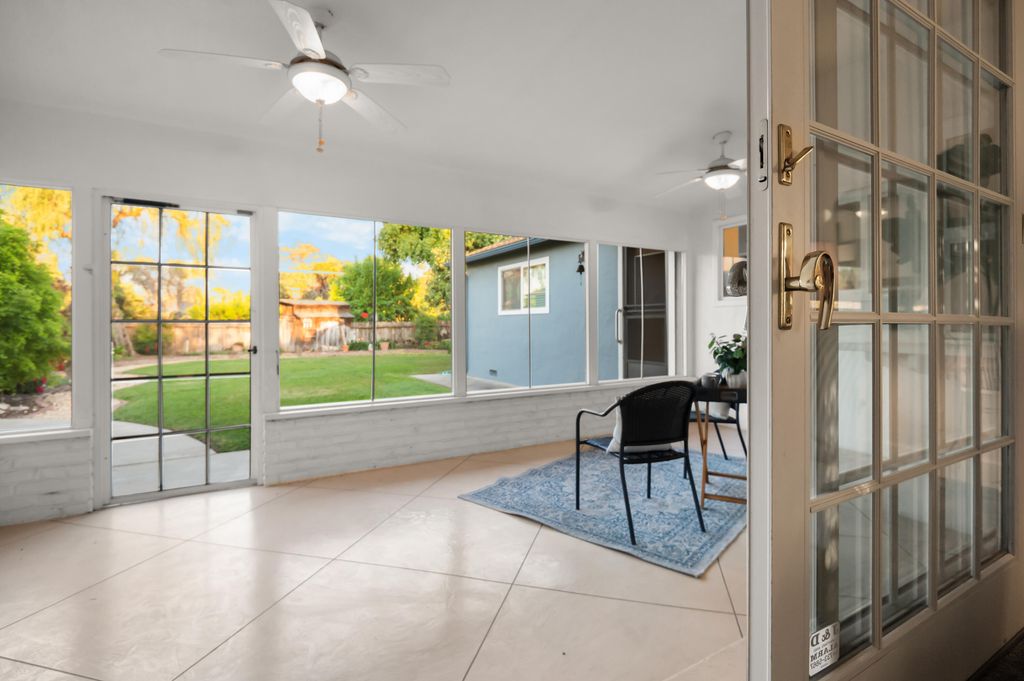 Image 43 of property listing at 214 N Linwood Street, Visalia, CA 93291