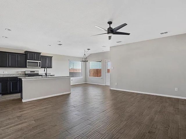 9805 Summerton Drive, Fort Worth, TX 76108