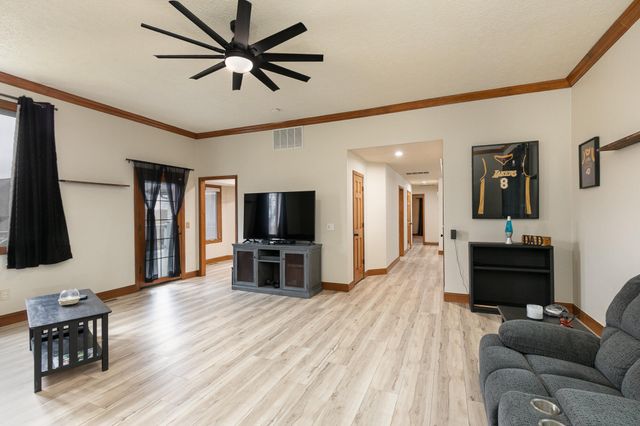 2020 N Equestrian Lane, Nixa, MO 65714