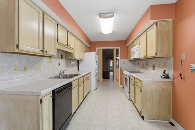 103 Timberline Dr., Conway, SC 29526