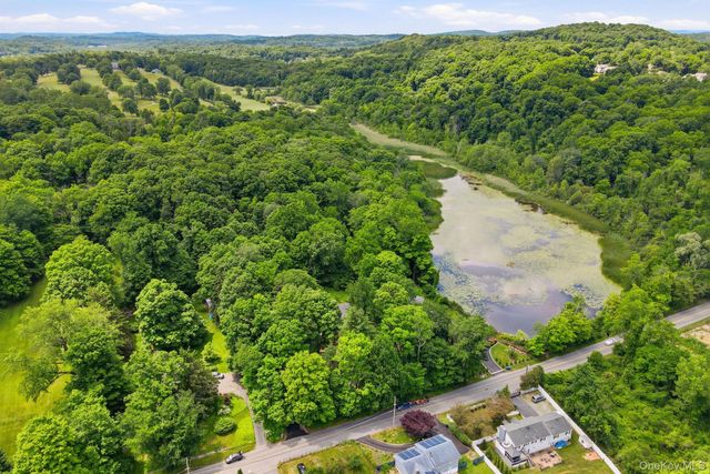 472 Bullet Hole Road, Mahopac, NY 10541