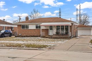 31445 Newport Drive, Warren, MI 48088