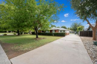 4039 E CAMBRIDGE Avenue, Phoenix, AZ 85008