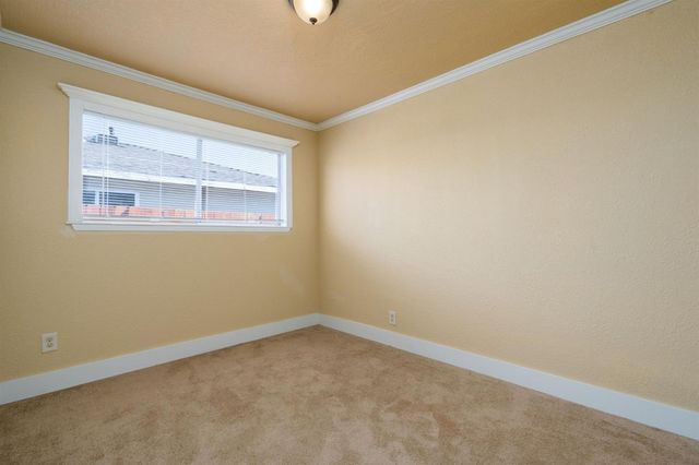 3813 Fig St, Sacramento, CA 95838