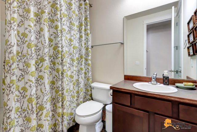 5502 Yukon Charlie Loop, Anchorage, AK 99502