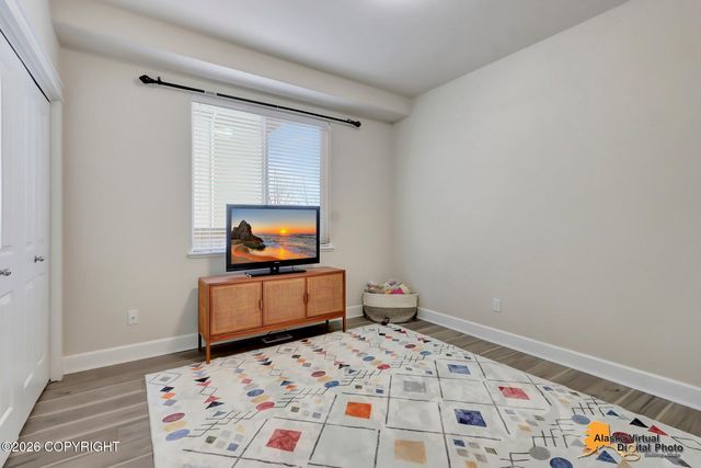 5502 Yukon Charlie Loop, Anchorage, AK 99502