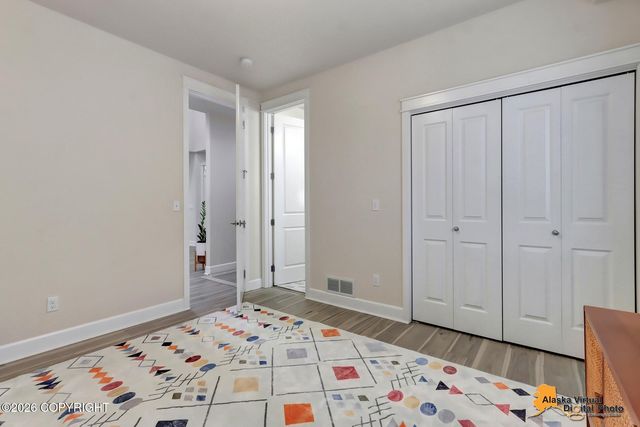 5502 Yukon Charlie Loop, Anchorage, AK 99502
