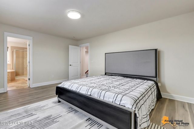 5502 Yukon Charlie Loop, Anchorage, AK 99502
