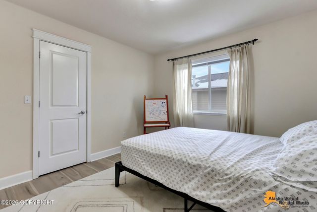 5502 Yukon Charlie Loop, Anchorage, AK 99502