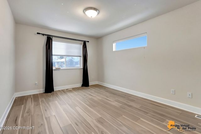 5502 Yukon Charlie Loop, Anchorage, AK 99502