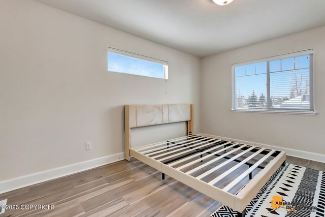 5502 Yukon Charlie Loop, Anchorage, AK 99502