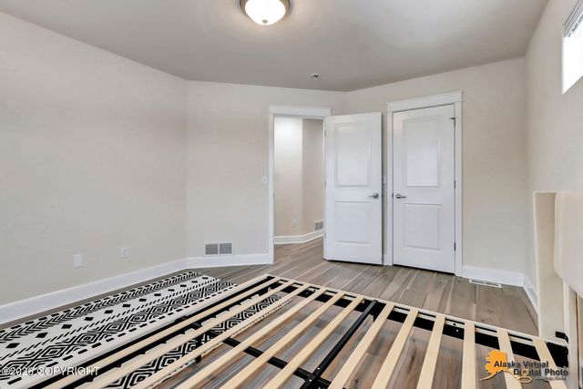 5502 Yukon Charlie Loop, Anchorage, AK 99502