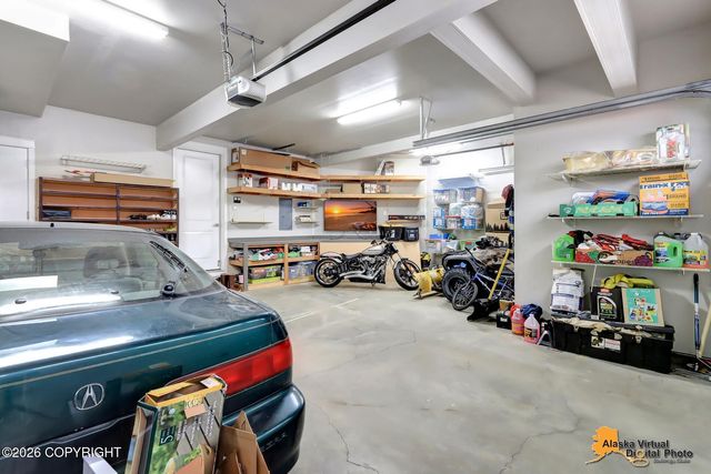 5502 Yukon Charlie Loop, Anchorage, AK 99502