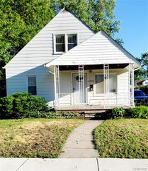 25525 Powers Avenue, Dearborn Heights, MI 48125