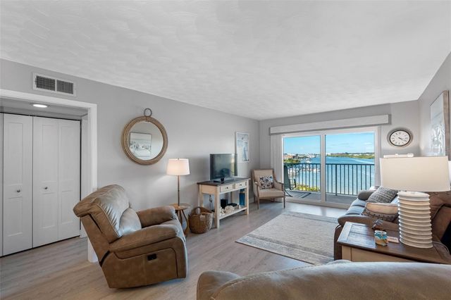 19451 GULF BOULEVARD 706, Indian Shores, FL 33785