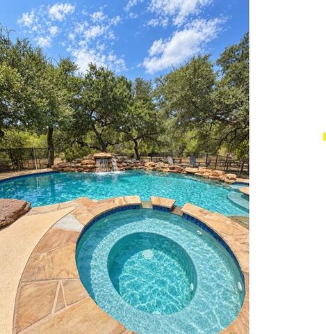 300 High Plains DR, Dripping Springs, TX 78620