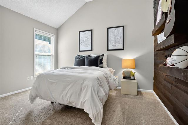 13877 S Gallery Street, Olathe, KS 66062