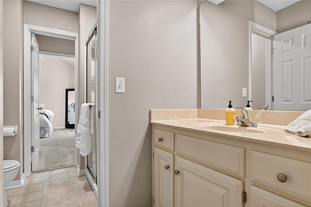 13877 S Gallery Street, Olathe, KS 66062