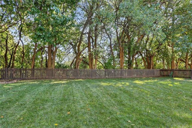 13877 S Gallery Street, Olathe, KS 66062