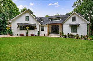 836 Bailey Woods Road, Dacula, GA 30019
