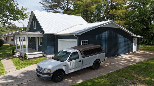 326 Murphy Avenue, Ferguson, KY 42533