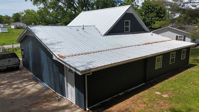 326 Murphy Avenue, Ferguson, KY 42533