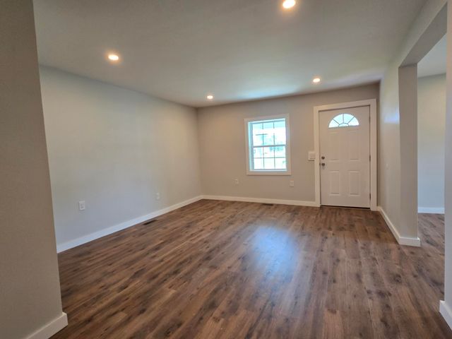 326 Murphy Avenue, Ferguson, KY 42533