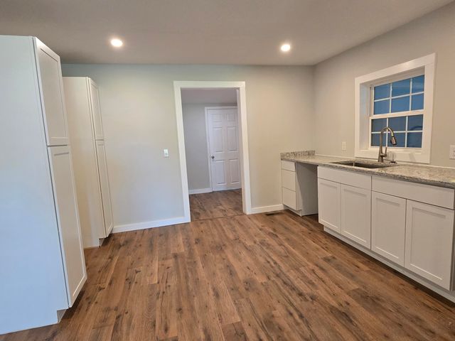 326 Murphy Avenue, Ferguson, KY 42533