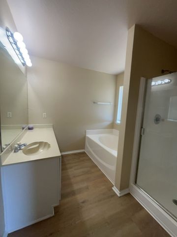 1824 Mcneely Street, Lancaster, TX 75134