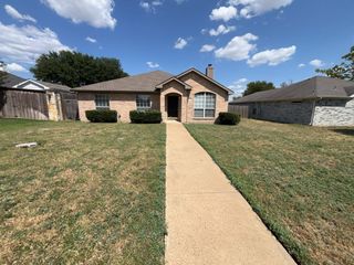 1824 Mcneely Street, Lancaster, TX 75134