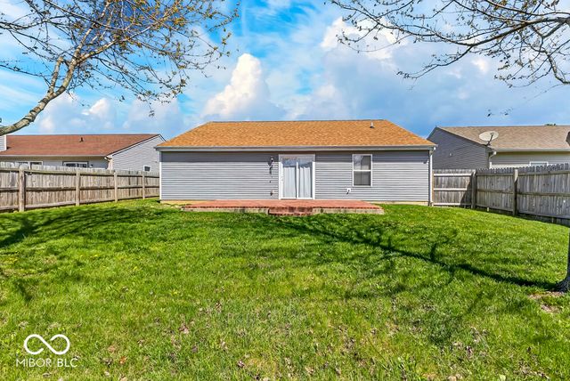 1379 Fiesta Drive, Franklin, IN 46131