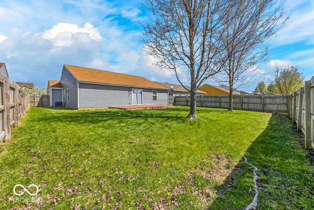1379 Fiesta Drive, Franklin, IN 46131